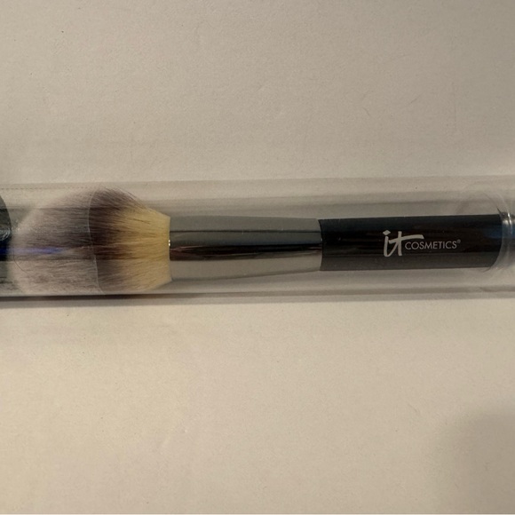 it Cosmetics HEAVENLY LUXE WAND BALL POWDER BRUSH - Picture 4 of 4